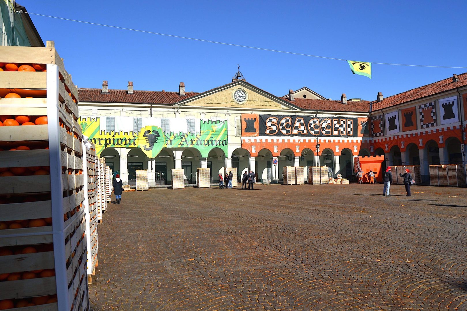 Ivrea-battle-of-the-oranges