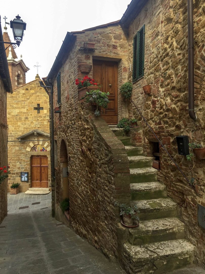 Tuscany-valdichiana-senese-montisi